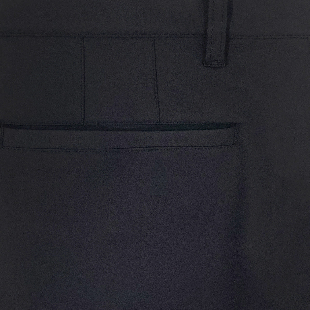 Athletic Fit Shorts - Black