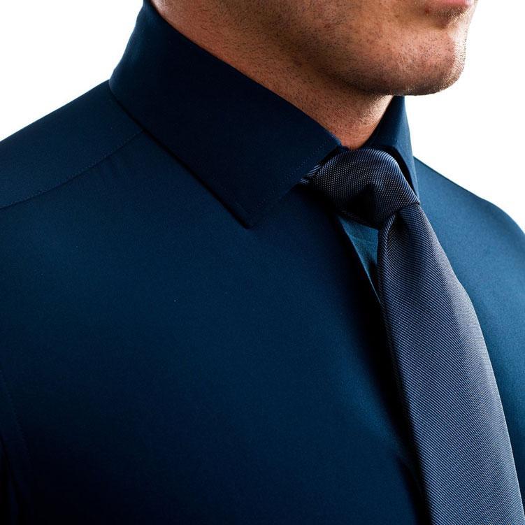 The Howard Solid Navy - Classic Fit